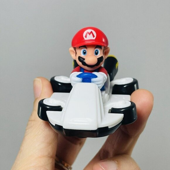 Nintendo McDonald Mario Mariokart Kart Toy Figure Racing Car Racer Vehicle White - Picture 1 of 10